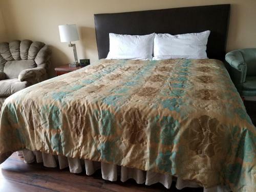Townhouse Motel