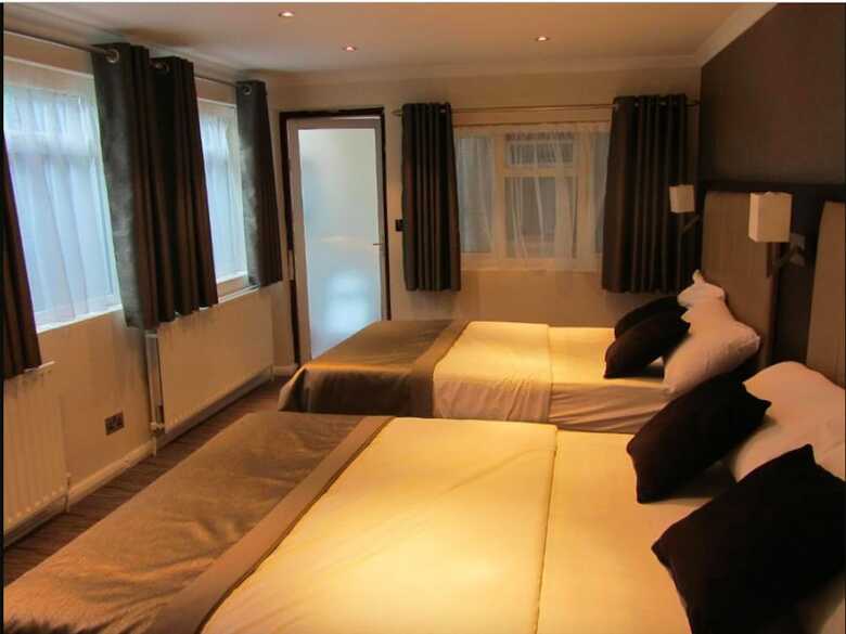 Albergue Goodwood Hotel