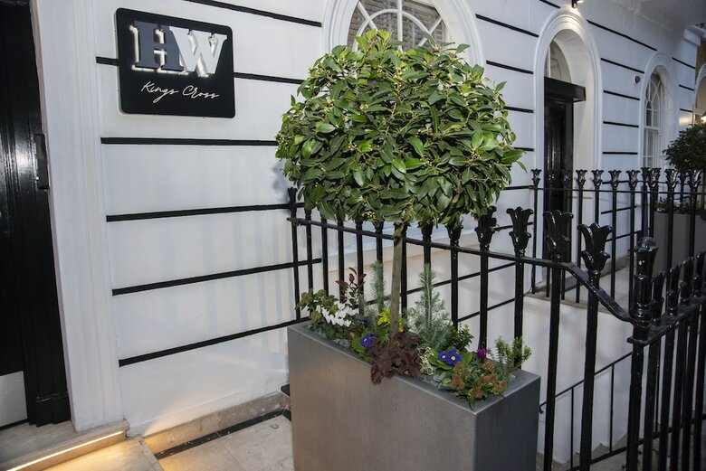 Howard Winchester Hotel
