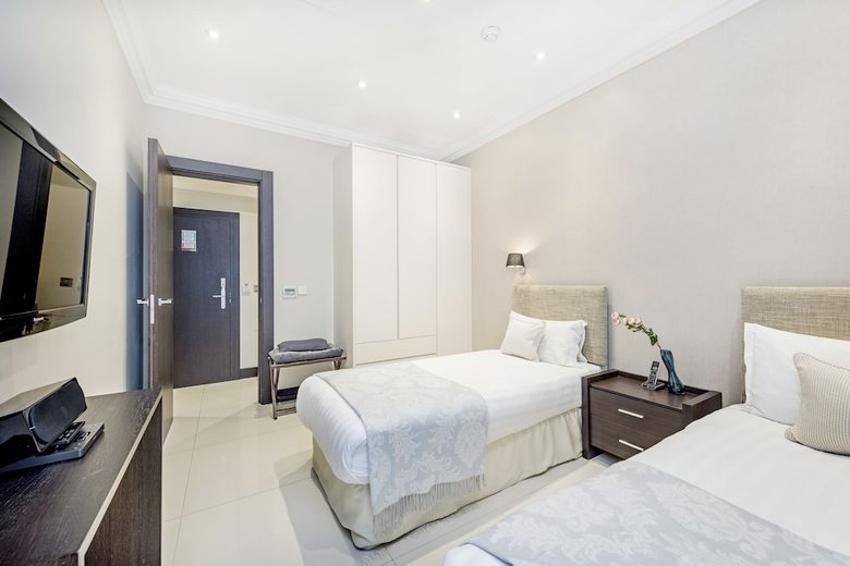 130 Queen's Gate Apartments