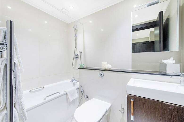 130 Queen's Gate Apartments