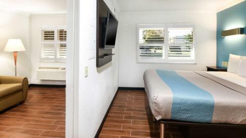 Motel 6 Ontario California