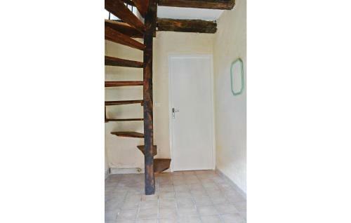 Holiday Home Saint Martin Le Mault *xii *