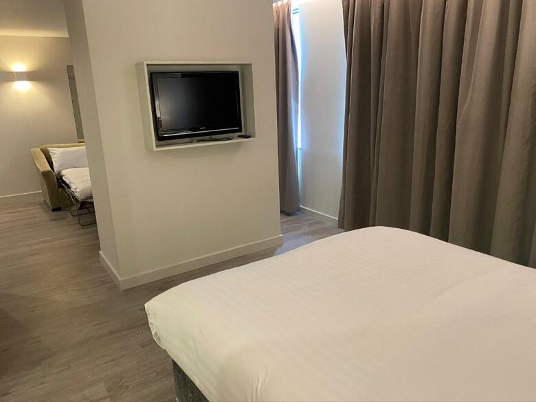 Aparthotel Axiom Park Hotel