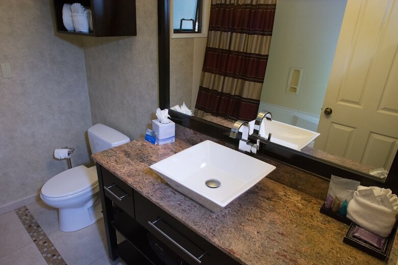 Hotel Rosedale Inn