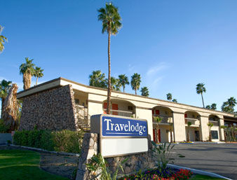 The Curve Palm Springs Hotel
