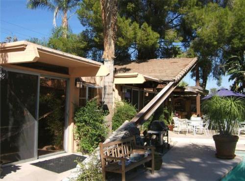 Posada Triangle Inn - Clothing Optional Resort For Men