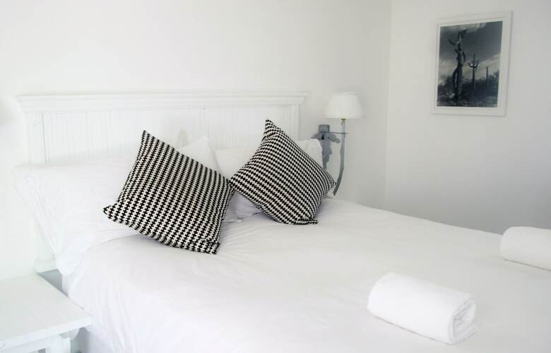 Hotel Alcazar Palm Springs