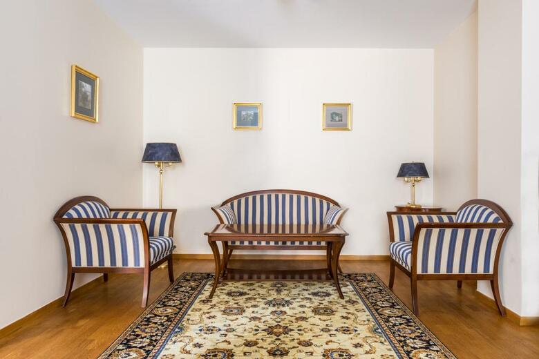 Hotel Qubus