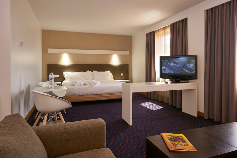 Hotel Coimbra Aeminium, Affiliated By Meli�