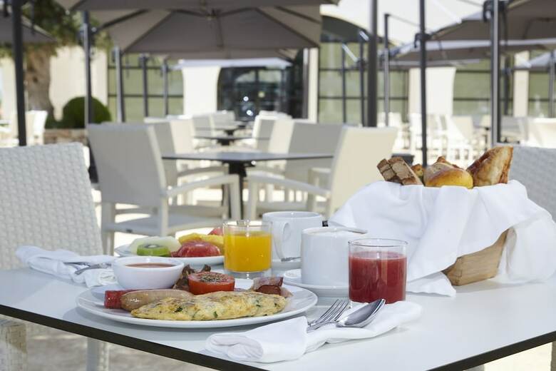 Vilamoura Beach Hotel
