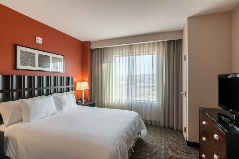 Hotel Embassy Suites Palmdale