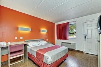 Motel 6 Chicago Southwest - Aurora