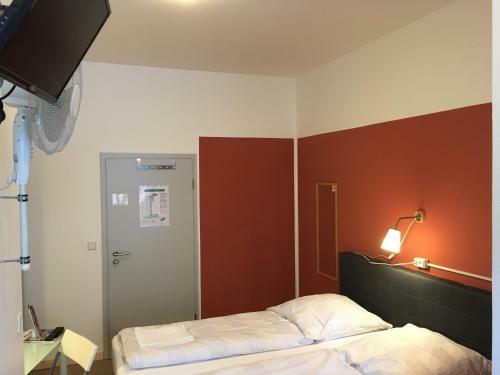 Hostal G�stehaus Kaiserpassage- Ihr Cityhostel