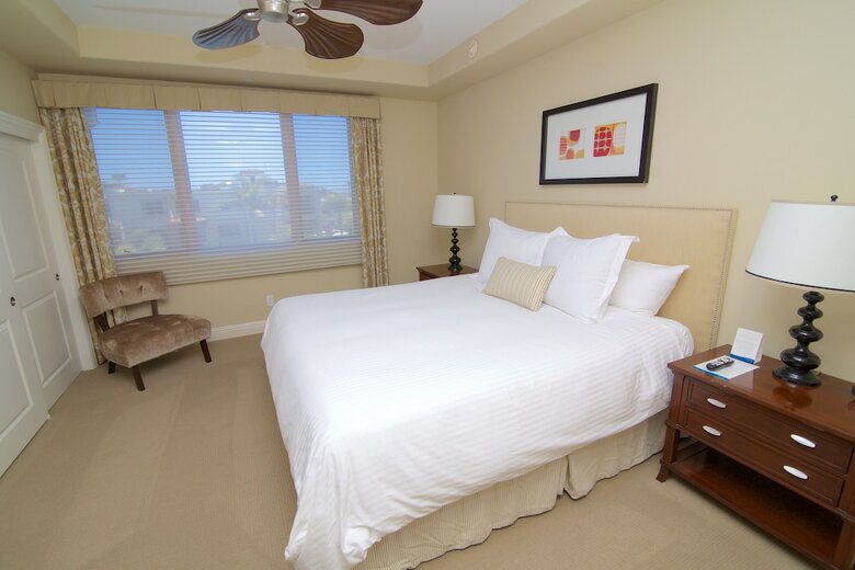 Hotel Dolphin Bay Resort And Spa