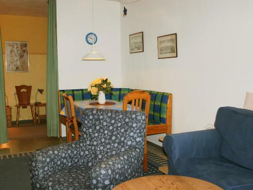 One-bedroom Apartment Glockenberg 2