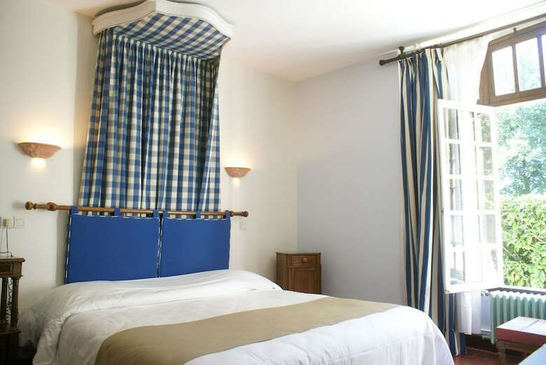 Hotel Hostellerie Du Ch�teau De L'isle