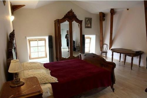 Hostal Domaine Du Vern