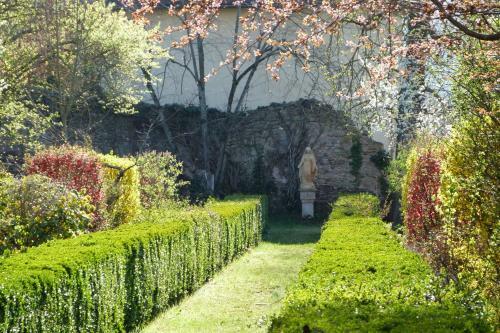 Hostal Domaine Du Vern