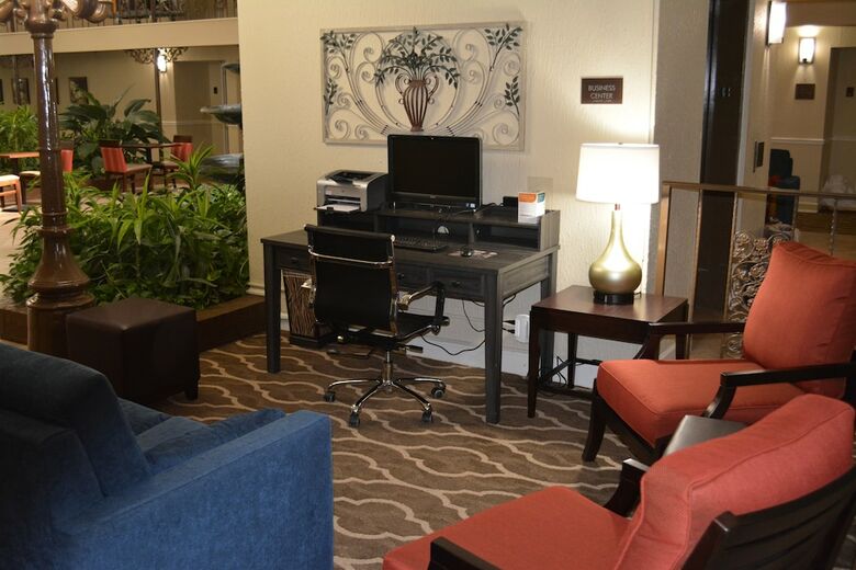 Hotel Oglethorpe Inn & Suites