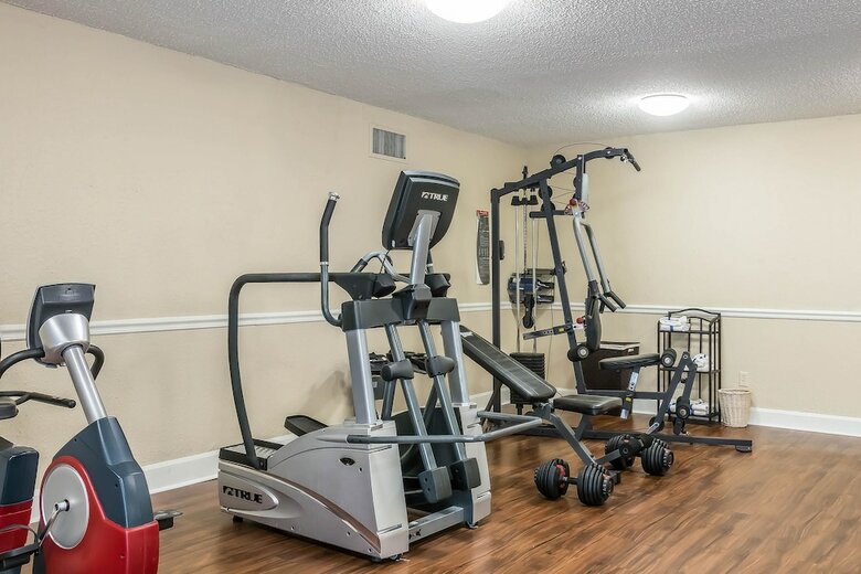 Hotel Oglethorpe Inn & Suites