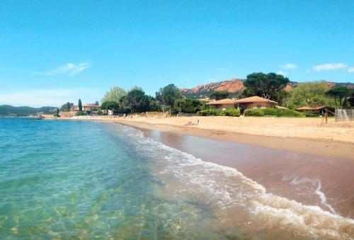 R�sidence Agathos (un Jardin Sur La Plage)