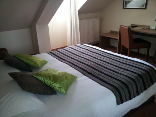 Hotel H�tel Du Port Rhu