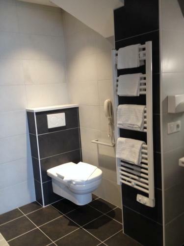 Hotel H�tel Du Port Rhu
