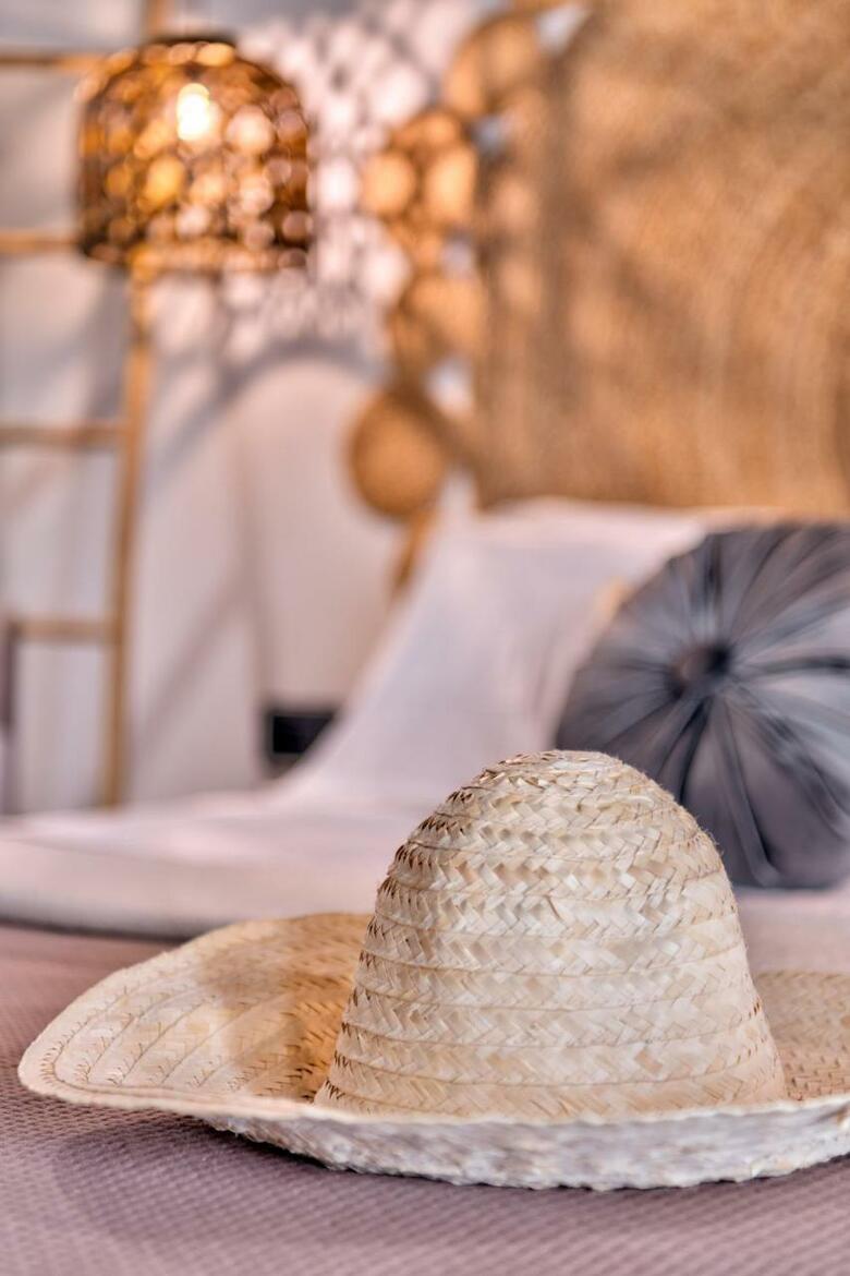 Hostal Aiolia Studios