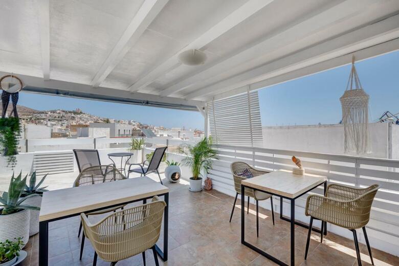 Hostal Aiolia Studios