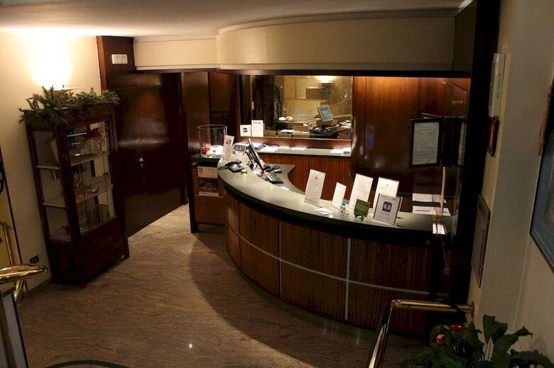 Hotel Carrobbio