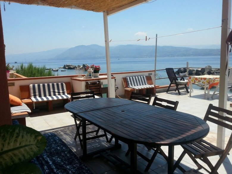 Bed & Breakfast Limoni Sul Mare