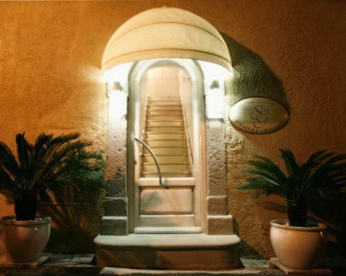 Hostal Strada Giulia 16