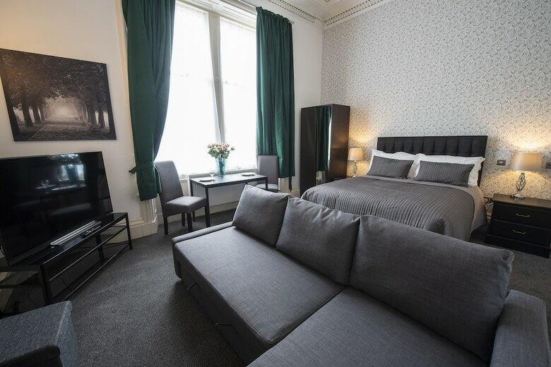 Hotel Grosvenor Suites