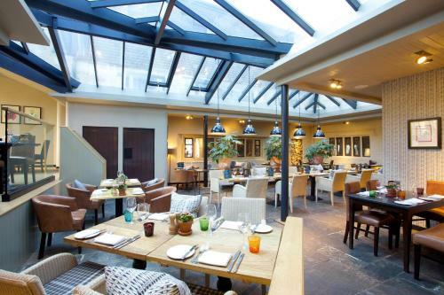 Posada The Broadway Hotel