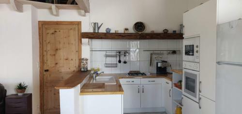 Hostal Chambres D'h�tes Les Sarments