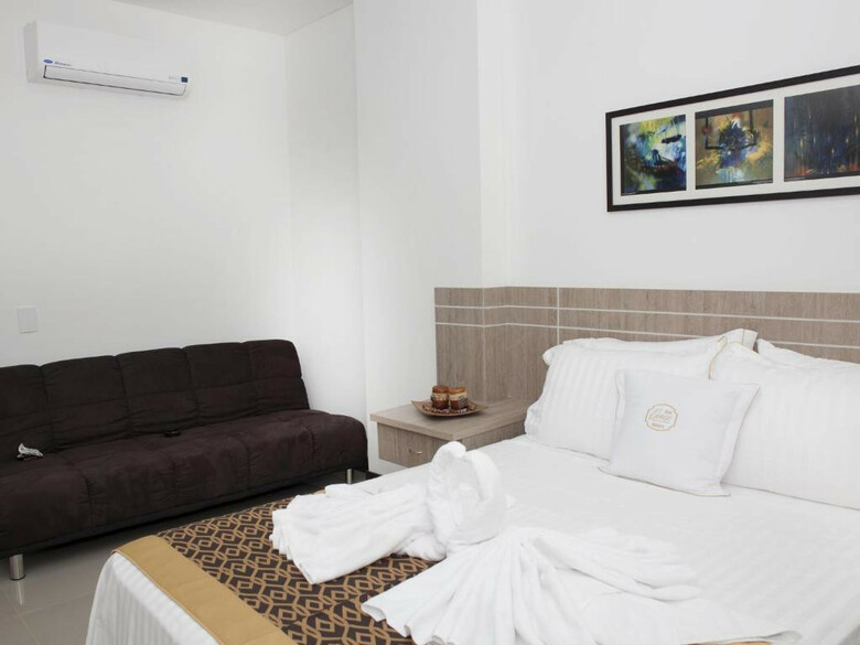 Hotel Cinco Monteria