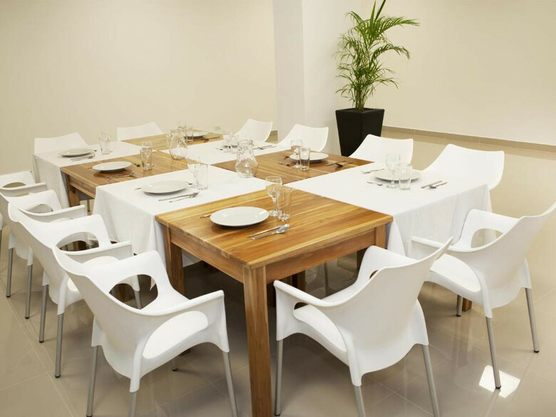 Hotel Cinco Monteria