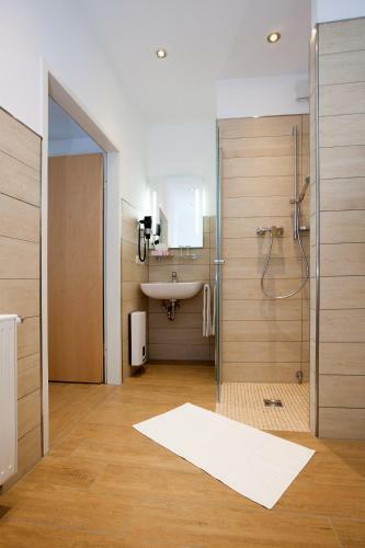 Hostal Mittelrhein Pension