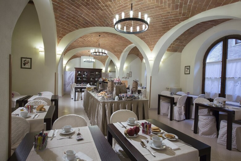 Hotel Alma Domus