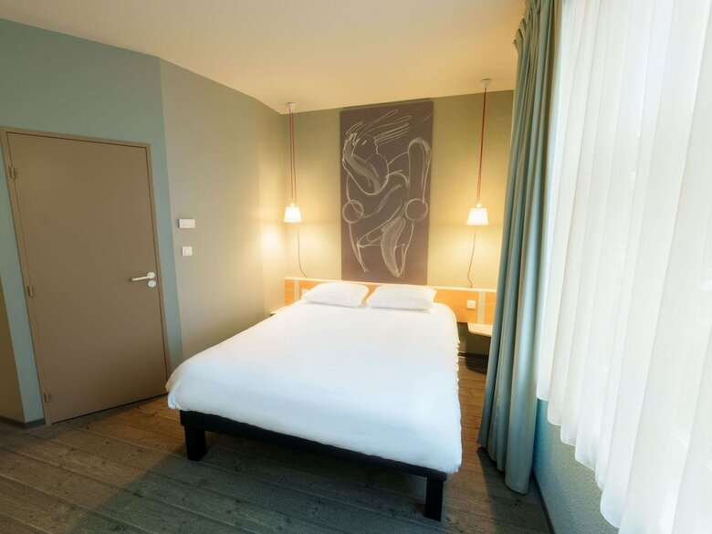 Hotel Ibis Saint Quentin Basilique