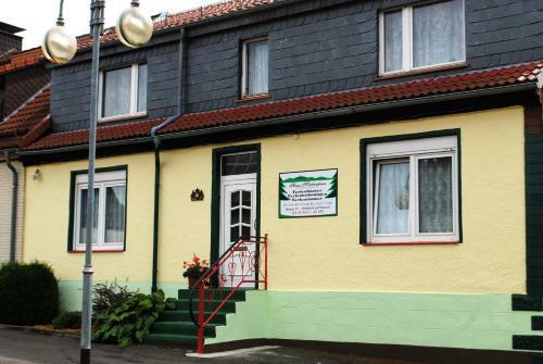 Hostal Guest House M�ckenheim