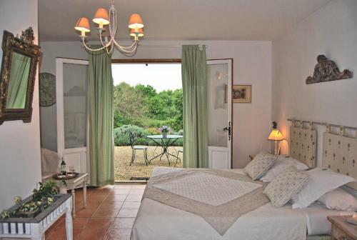 Hostal Le Clos Lascazes