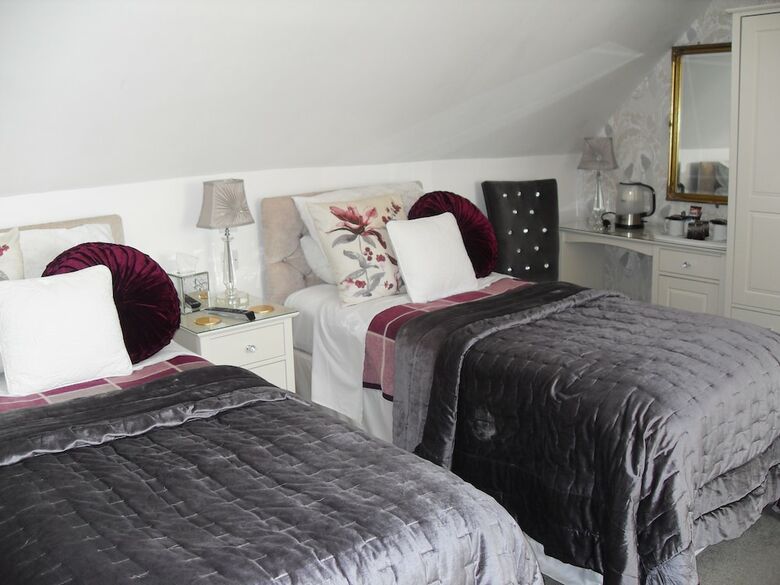 Jessop House - Bed & Breakfast