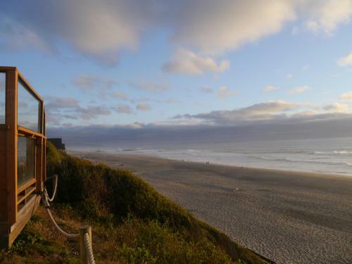 Hotel Westshore Oceanfront
