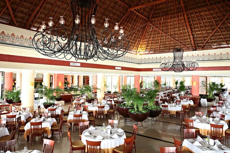 Hotel Bahia Principe Grand Coba