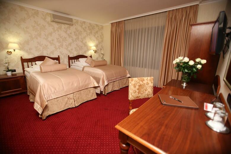 Grand Hotel