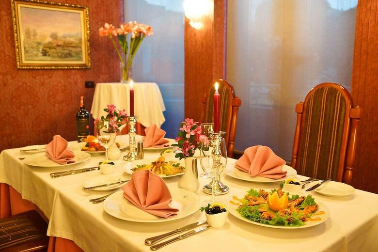 Grand Hotel