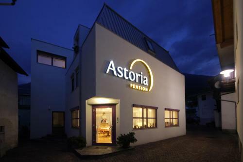 Hotel Pension Astoria