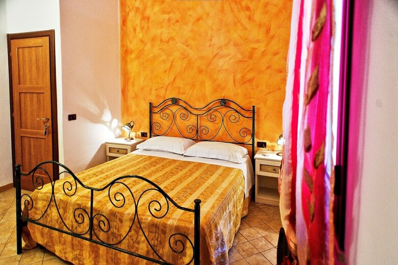 Hostal B&B Cinqueporte